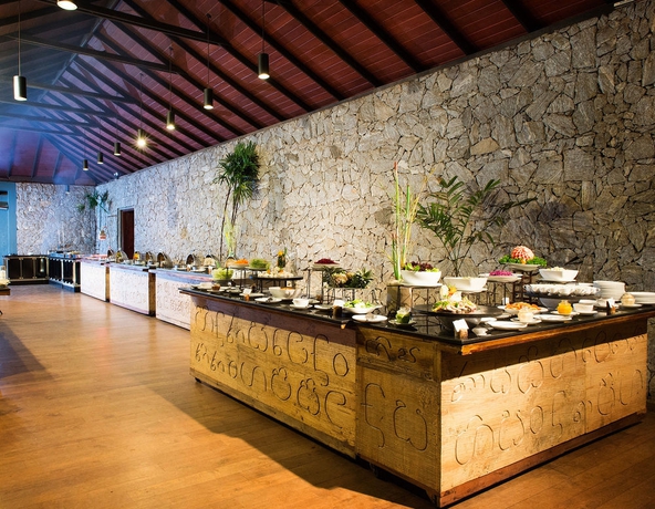 Imagen del bar/restaurante del Hotel Sigiriya. Foto 2