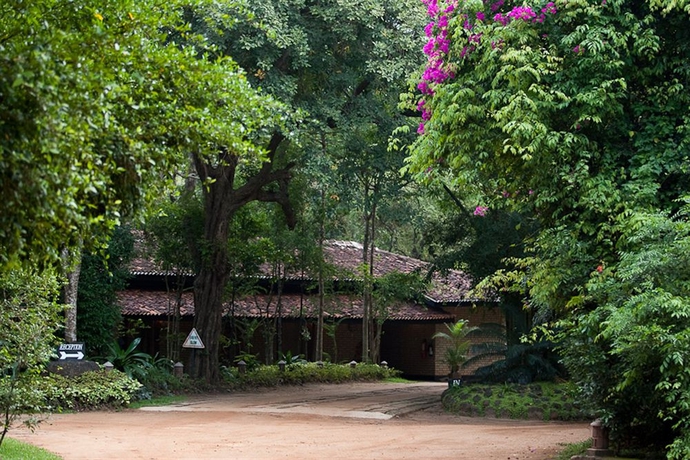 Imagen de los exteriores del Hotel Sigiriya. Foto 10