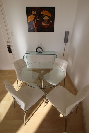 Imagen general del Hotel Siglo Suites @ The Gramercy Residences. Foto 1