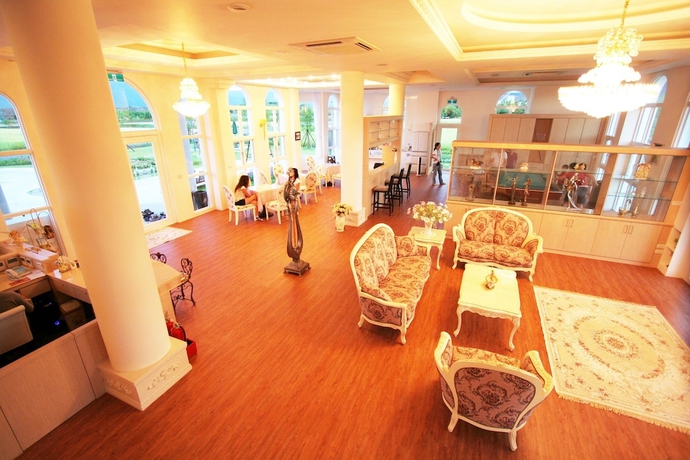 Imagen de los interiores del Hotel Sigma Castle. Foto 18