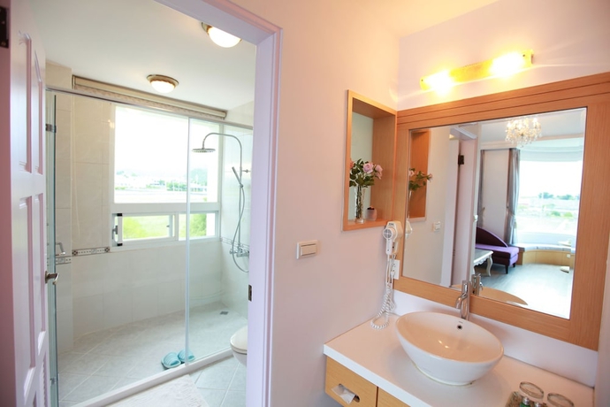 Imagen de la habitación del Hotel Sigma Castle. Foto 15