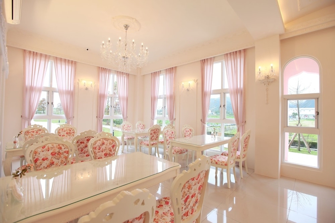 Imagen del bar/restaurante del Hotel Sigma Castle. Foto 4