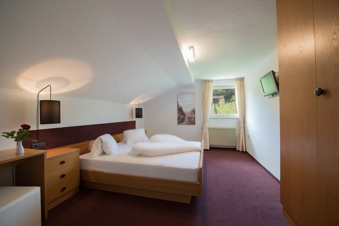 Imagen de la habitación del Hotel Sigmundskron. Foto 17