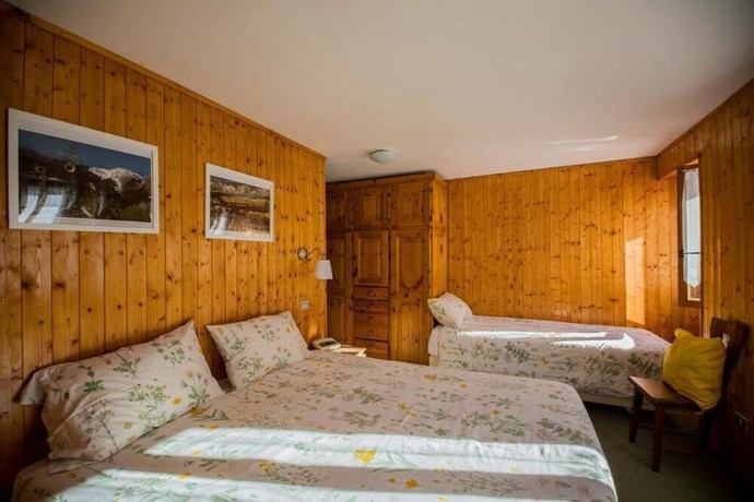 Imagen de la habitación del Hotel Signal. Foto 11