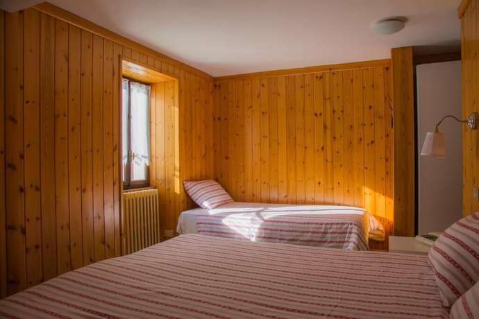 Imagen de la habitación del Hotel Signal. Foto 15