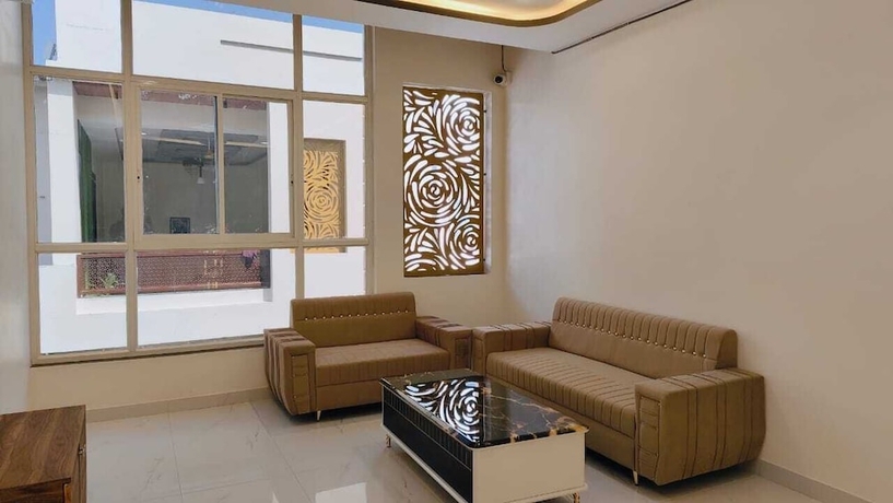 Imagen de los interiores del Hotel Signature, Chittorgarh. Foto 15