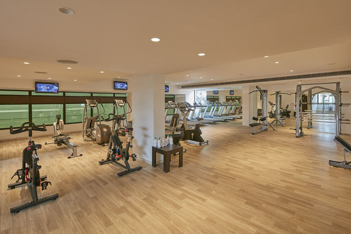 Imagen de la habitación del Hotel Signature Club Resort. Foto 10