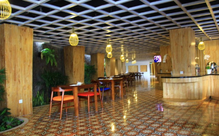 Imagen del bar/restaurante del Hotel Signature Hotel Bali. Foto 5