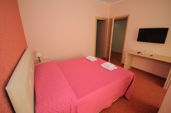 Imagen de la habitación del Hotel Signature Idea. Foto 11