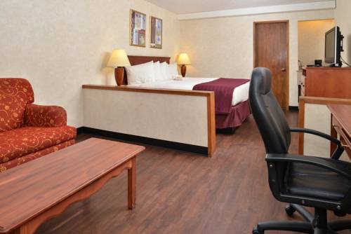 Imagen de la habitación del Hotel Signature Indio I-10 Coachella Valley by Sonesta. Foto 8