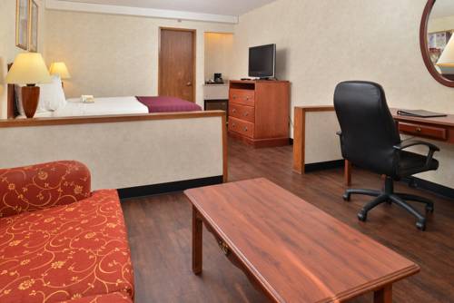Imagen de la habitación del Hotel Signature Indio I-10 Coachella Valley by Sonesta. Foto 9