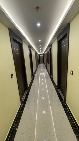 Imagen de los interiores del Hotel Signature Inn New Digha. Foto 19
