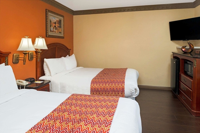 Imagen de la habitación del Hotel Signature Inn San Francisco Marina District. Foto 3