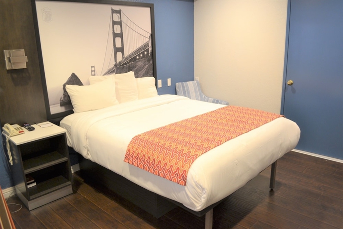 Imagen de la habitación del Hotel Signature Inn San Francisco Marina District. Foto 8