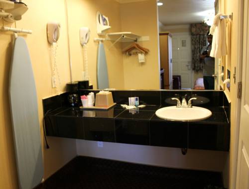 Imagen de la habitación del Hotel Signature Inn San Jose. Foto 10