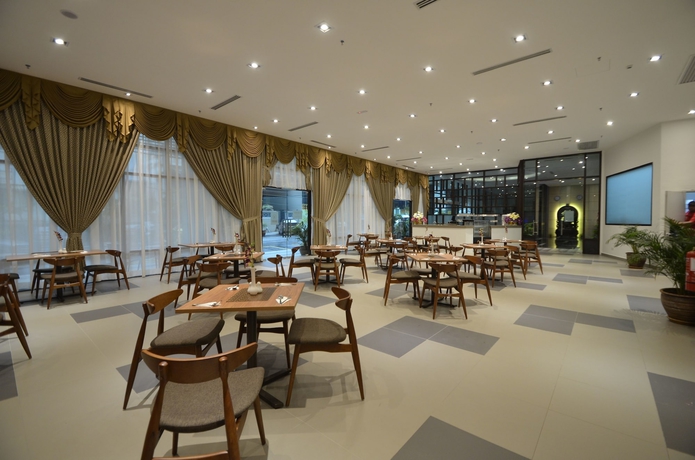 Imagen del bar/restaurante del Hotel Signature International At Pudu. Foto 6