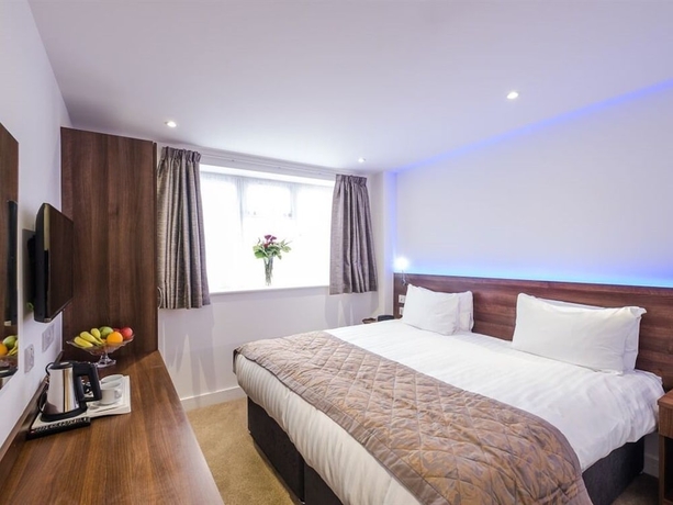 Imagen de la habitación del Hotel Signature London. Foto 9