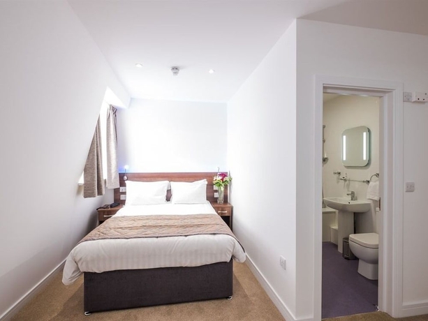 Imagen de la habitación del Hotel Signature London. Foto 14