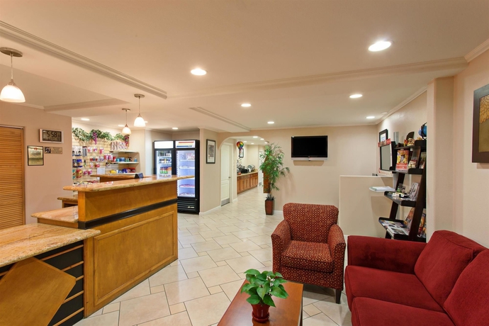 Imagen de los interiores del Hotel Signature Temecula. Foto 13