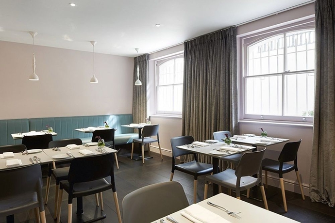 Imagen del bar/restaurante del Hotel Signature Townhouse Hyde Park. Foto 2