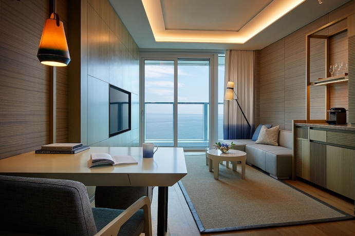 Imagen de la habitación del Hotel Signiel Busan. Foto 4