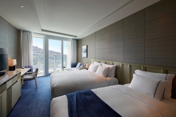 Imagen de la habitación del Hotel Signiel Busan. Foto 16