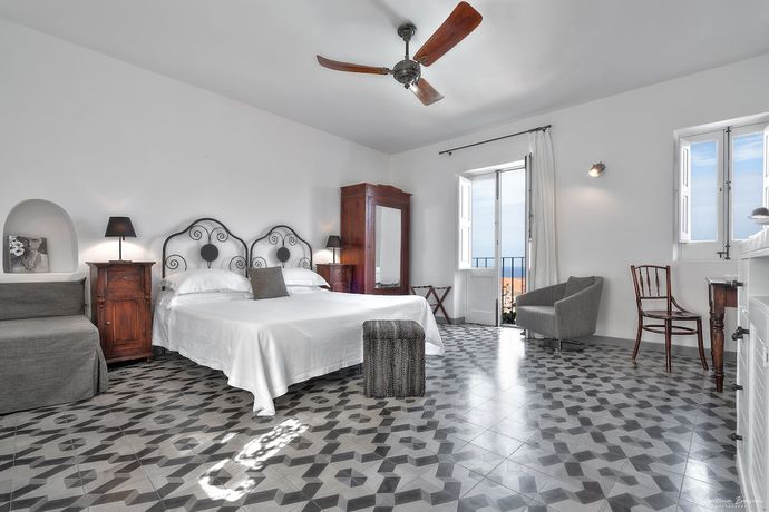 Imagen de la habitación del Hotel Signum, Malfa. Foto 17