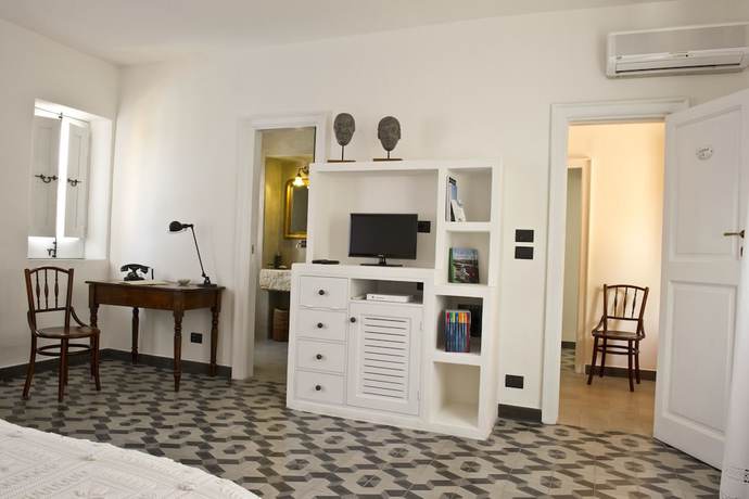 Imagen de la habitación del Hotel Signum, Malfa. Foto 19