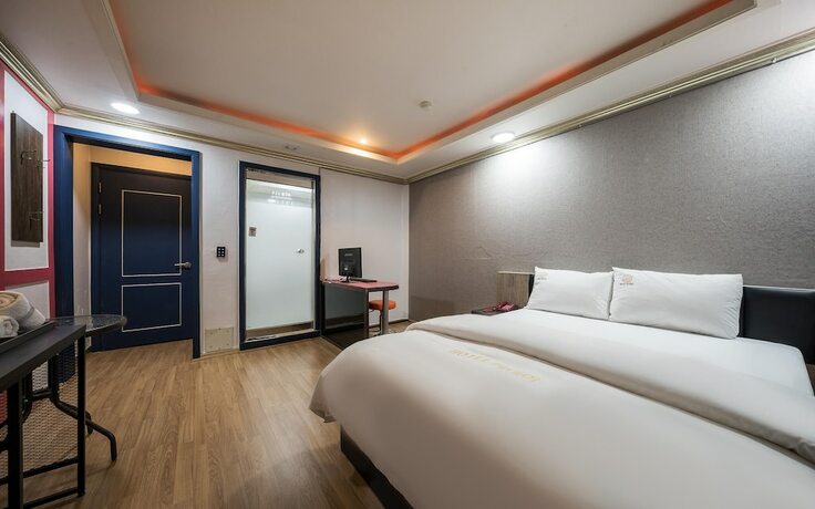 Imagen de la habitación del Hotel Siheung Eros. Foto 13