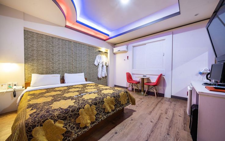 Imagen de los interiores del Hotel Siheung GandM. Foto 11