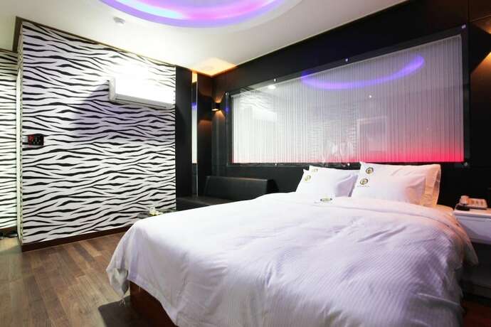 Imagen de la habitación del Hotel Siheung Gung. Foto 11