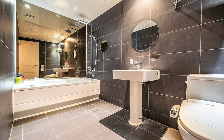 Imagen general del Hotel Siheung Seven Hertz. Foto 8