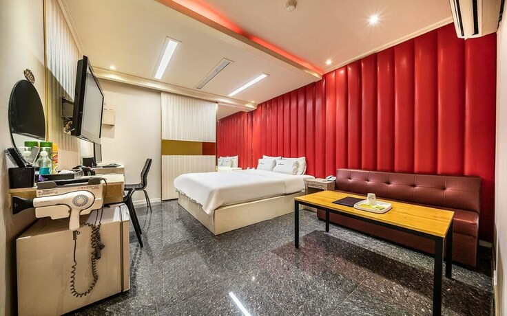Imagen de la habitación del Hotel Siheung Seven Hertz. Foto 32