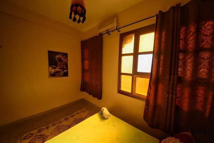 Imagen de la habitación del Hotel Sijilmassa. Foto 11