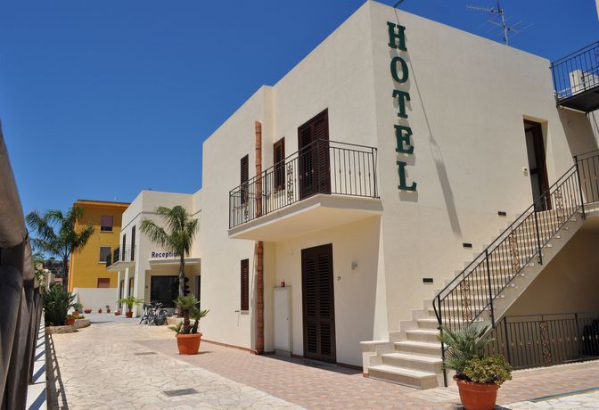 Imagen de la habitación del Hotel Sikania. Foto 9