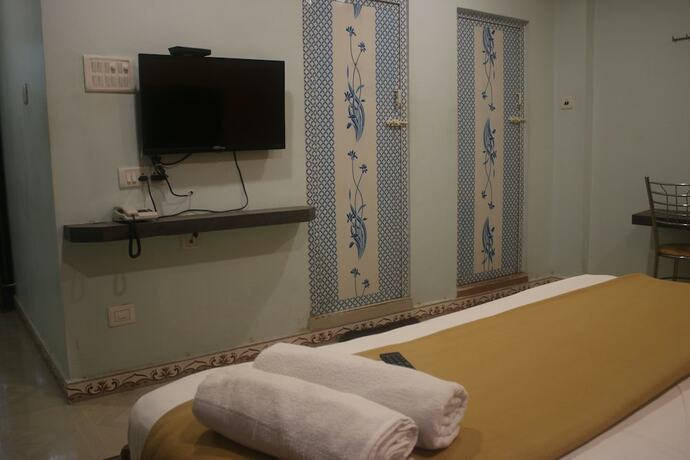 Imagen de la habitación del Hotel Sikara Kumbakonam. Foto 7