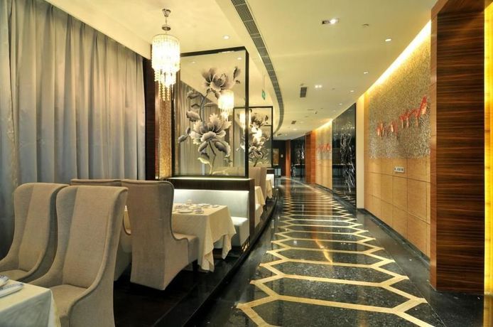Imagen del bar/restaurante del Hotel Siko Grand Suzhou Yangcheng. Foto 2