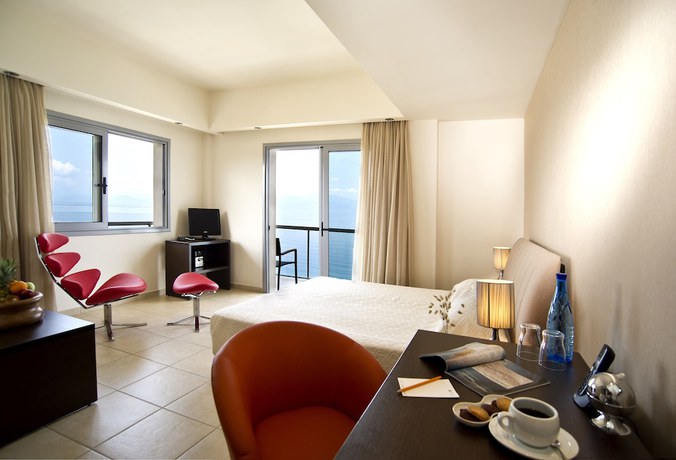 Imagen de la habitación del Hotel Sikyon Coast and Resort. Foto 4
