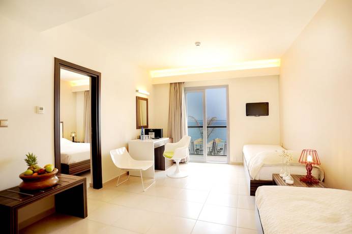 Imagen de la habitación del Hotel Sikyon Coast and Resort. Foto 10