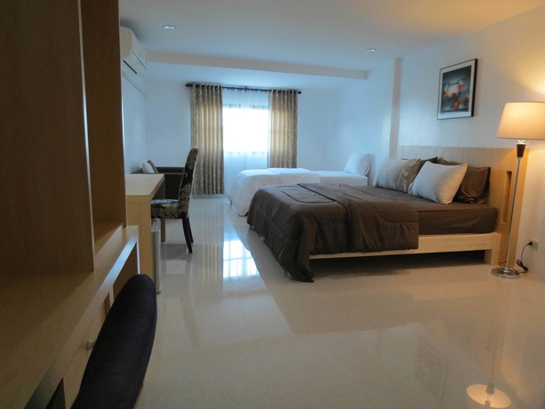 Imagen de la habitación del Hotel Sila Resort. Foto 7