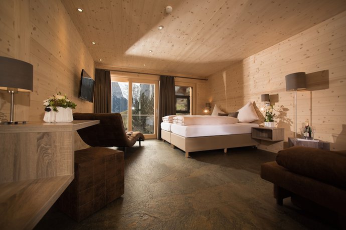 Imagen de la habitación del Hotel Silberhorn, Lauterbrunnen. Foto 16