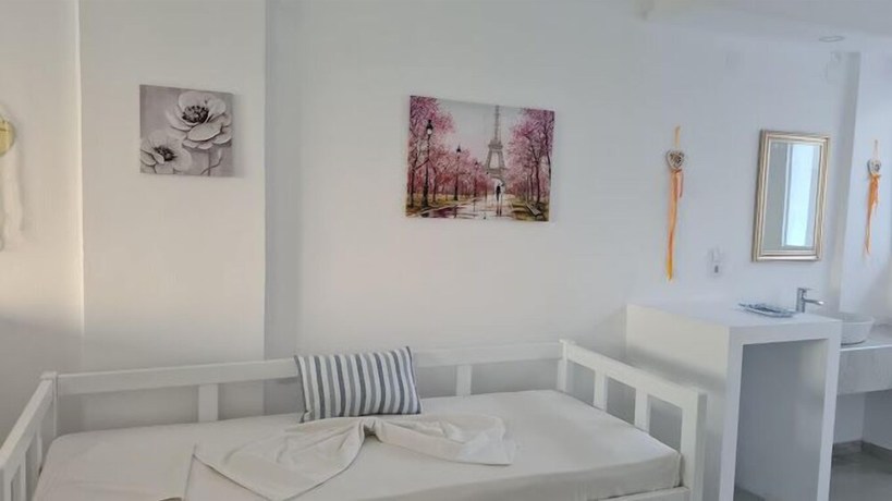 Imagen de la habitación del Hotel Silia Suites. Foto 4