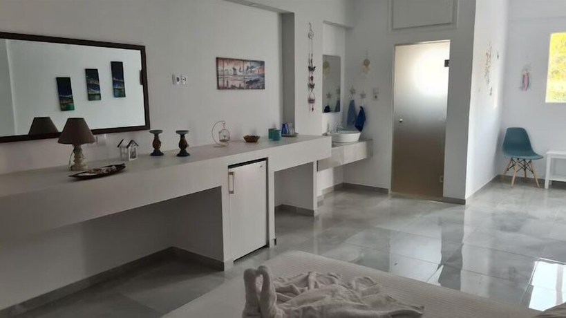 Imagen de la habitación del Hotel Silia Suites. Foto 20