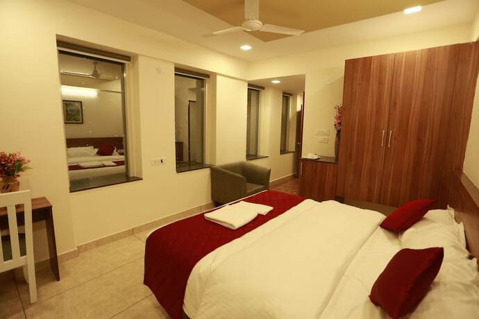 Imagen de la habitación del Hotel Silicon Inn. Foto 30