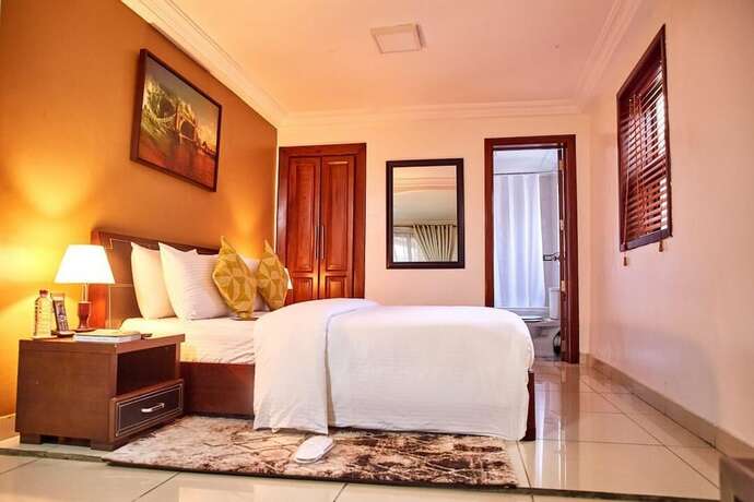 Imagen de la habitación del Hotel Silicon Lodge. Foto 16