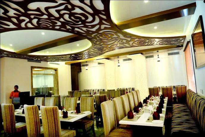 Imagen del bar/restaurante del Hotel Silk City. Foto 4