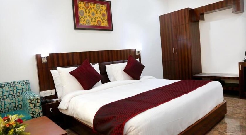 Imagen de la habitación del Hotel Silk City. Foto 14