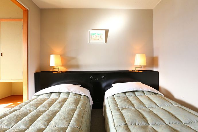 Imagen de la habitación del Hotel Silk In Madarao. Foto 10