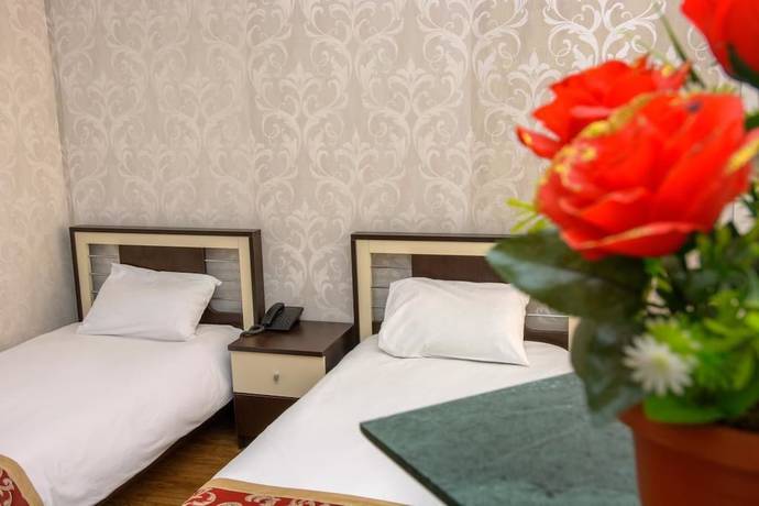 Imagen de la habitación del Hotel Silk Road, Tbilisi. Foto 9