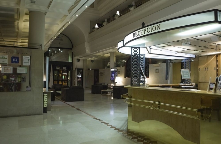 Imagen de los interiores del Hotel Silken Ciudad De Vitoria. Foto 14